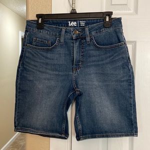 Lee Regular fit Bermuda mid rise Jean shorts